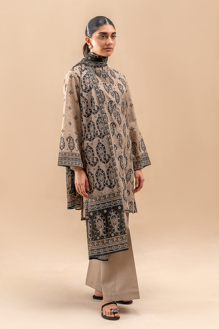 3 PIECE PRINTED LAWN SUIT