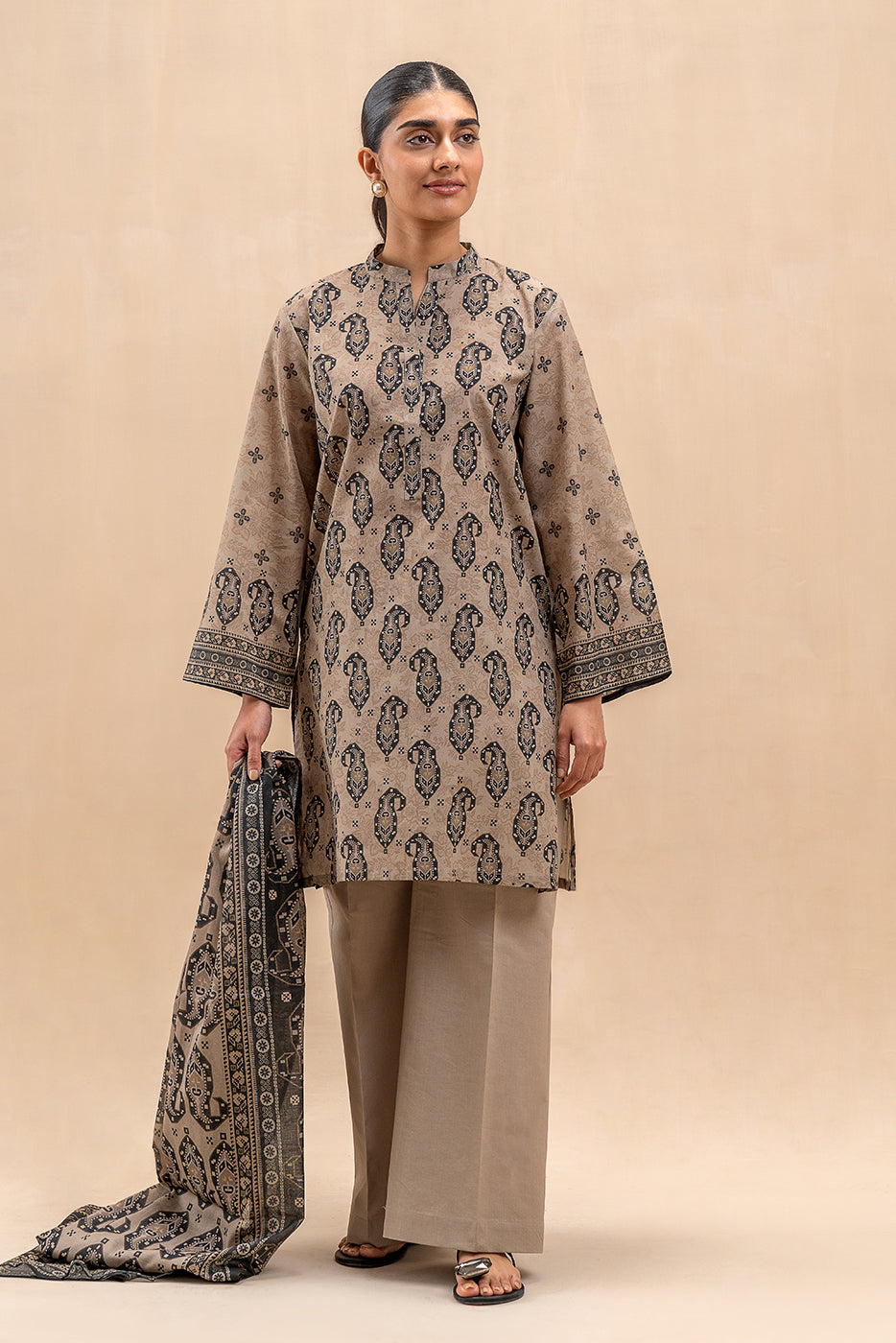 3 PIECE PRINTED LAWN SUIT